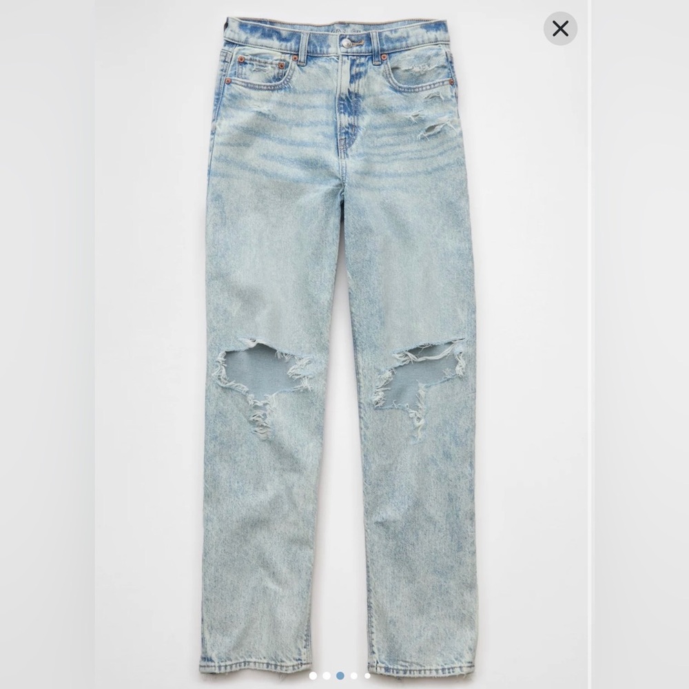 American Eagle Outfitters Light Blue Distressed Straight-Leg Jeans - Picture 4 of 6
